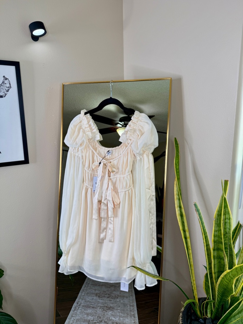 Rumored Macbeth Cream Mini Dress NWT - Picture 6 of 11